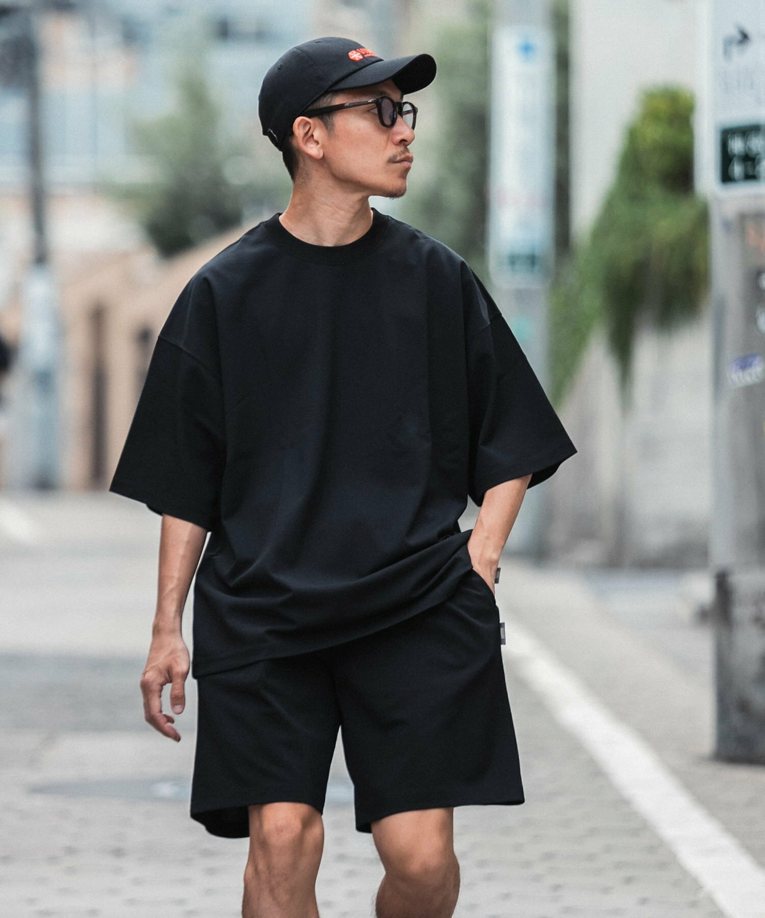 FUNCTIONAL WIDE SHORT-SLEEVE T-SHIRTS